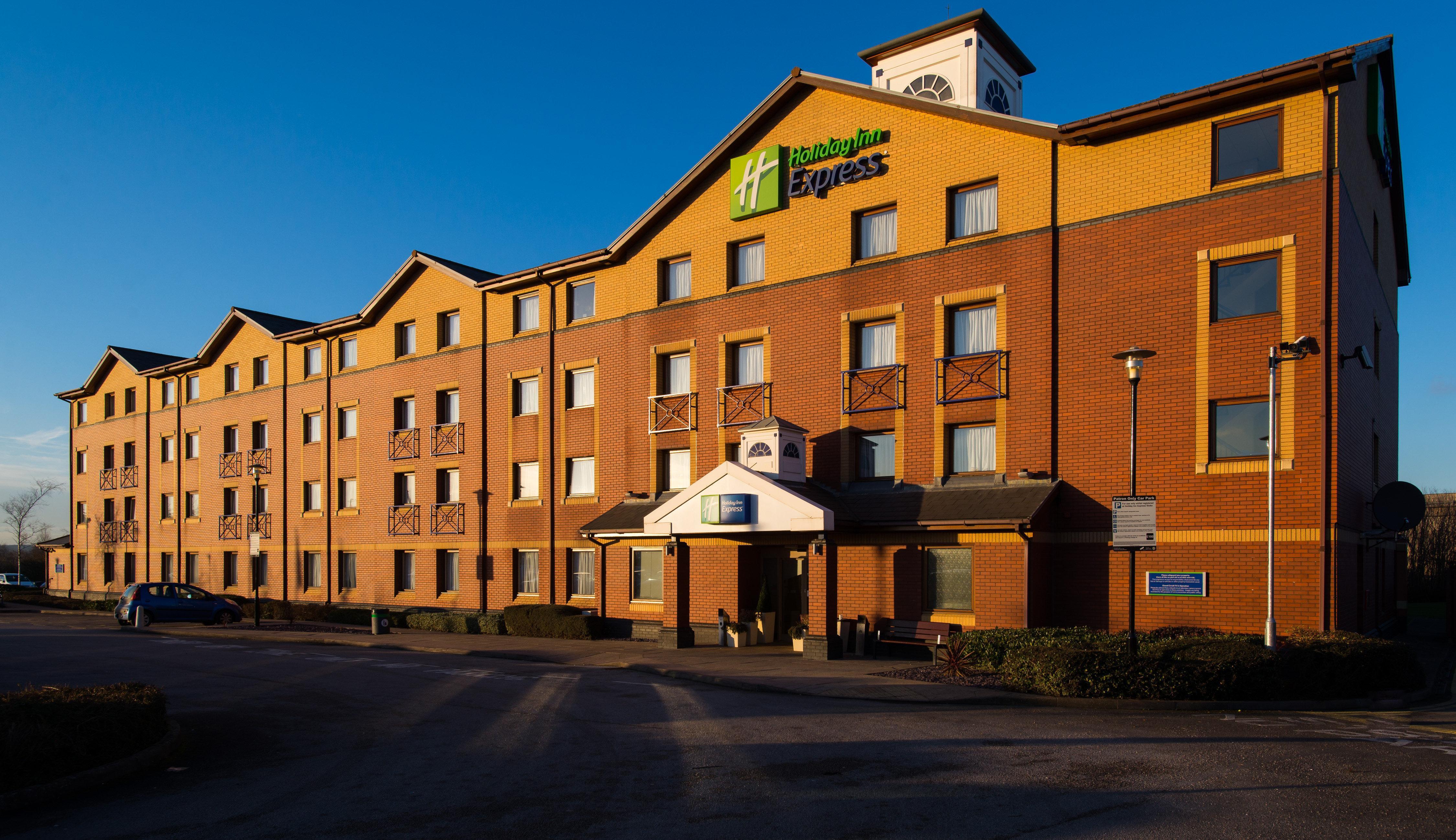 Holiday Inn Express Stoke-On-Trent, An Ihg Hotel Екстериор снимка