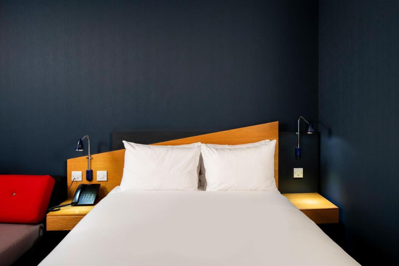 Holiday Inn Express Stoke-On-Trent By Ihg Екстериор снимка