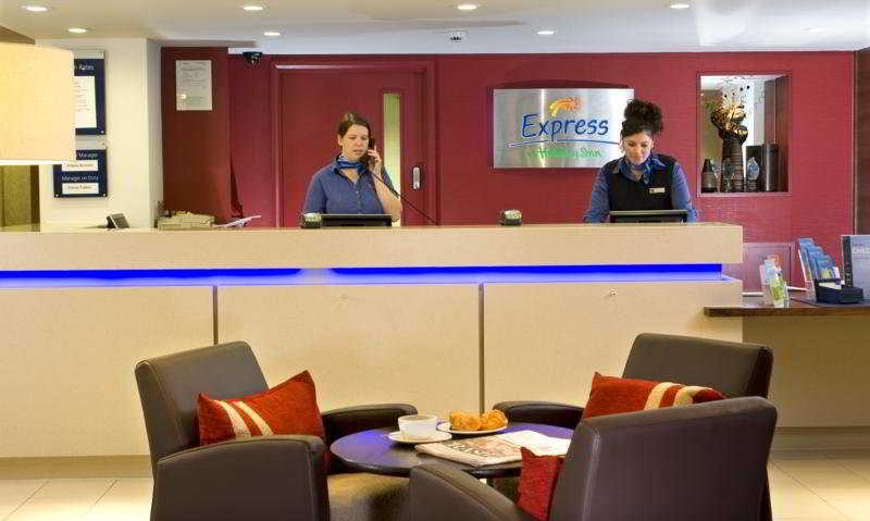 Holiday Inn Express Stoke-On-Trent By Ihg Екстериор снимка