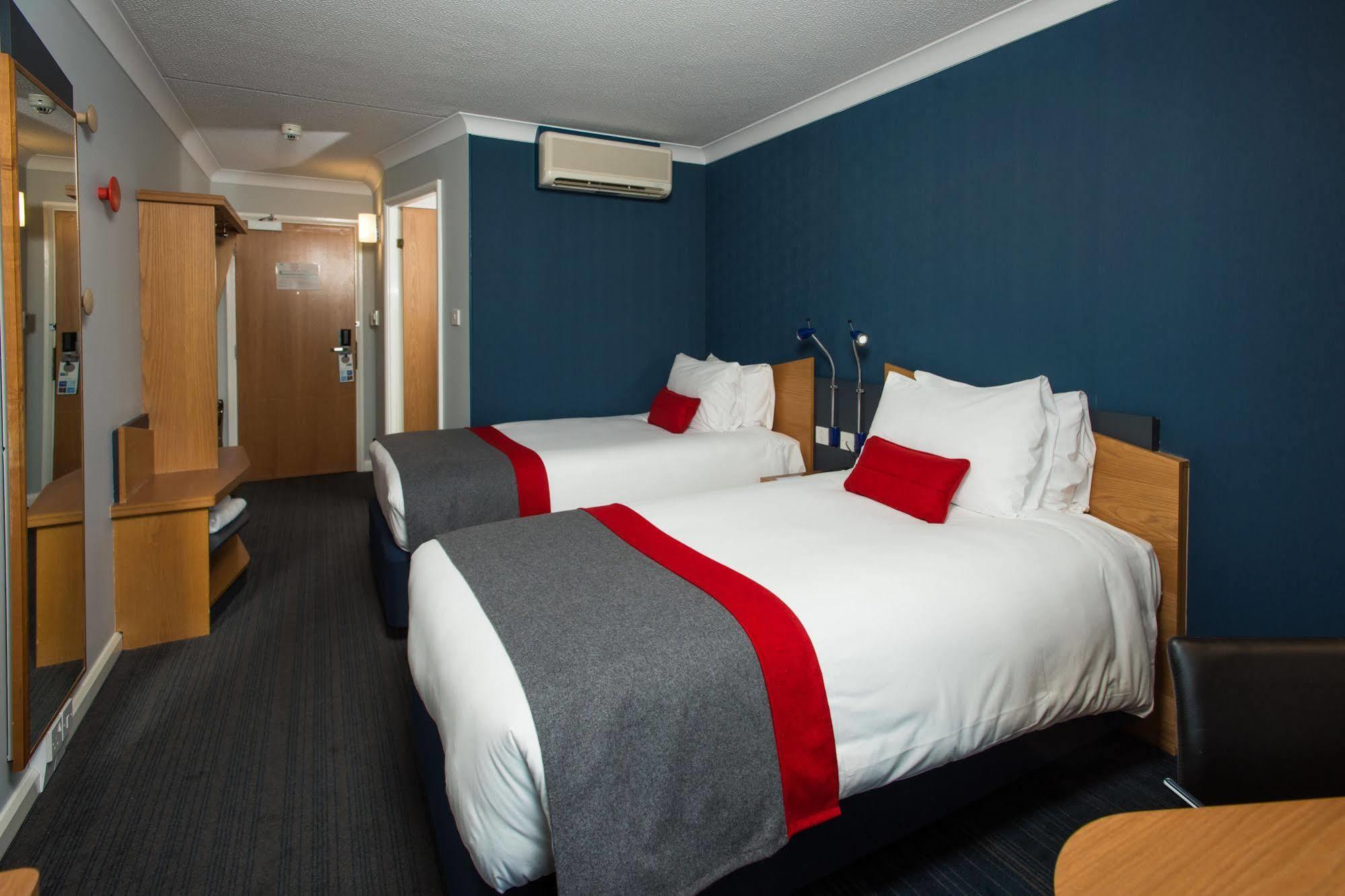 Holiday Inn Express Stoke-On-Trent, An Ihg Hotel Екстериор снимка